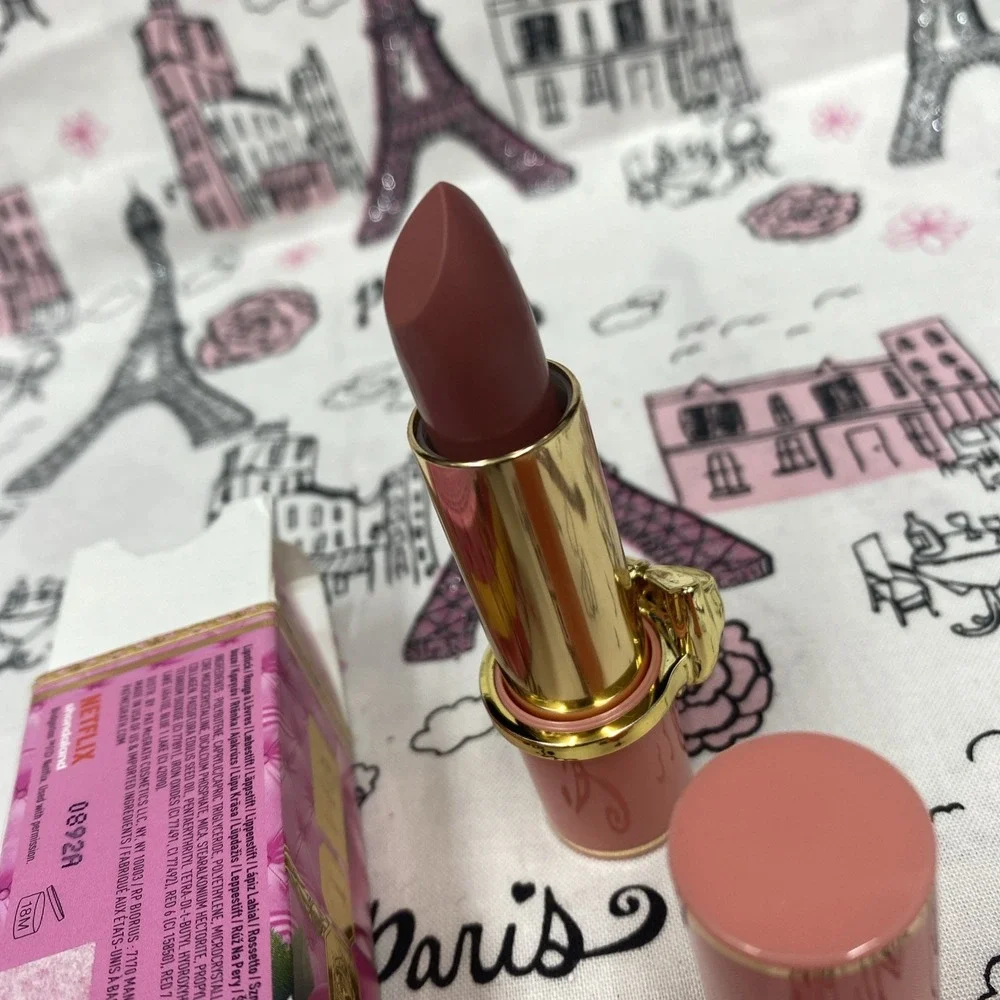 Pat McGrath X Bridgerton Edition Lipstick, AUTHENTIC‎  495 Venusian Peach